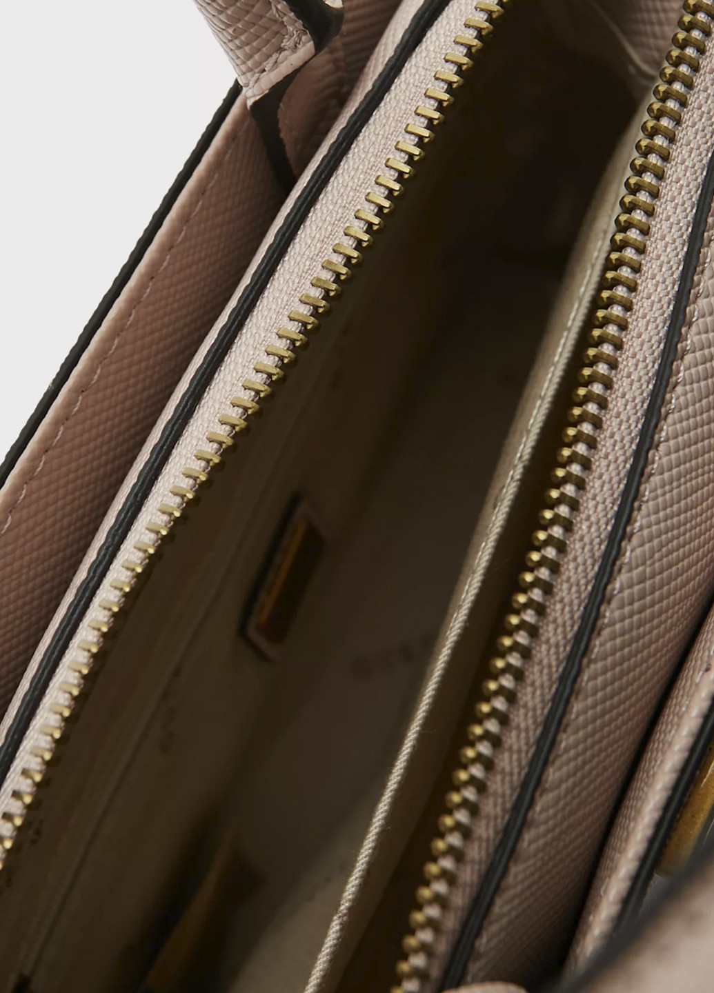 CORDELIA Logo Mini 7777 Молочний Guess (317427888)