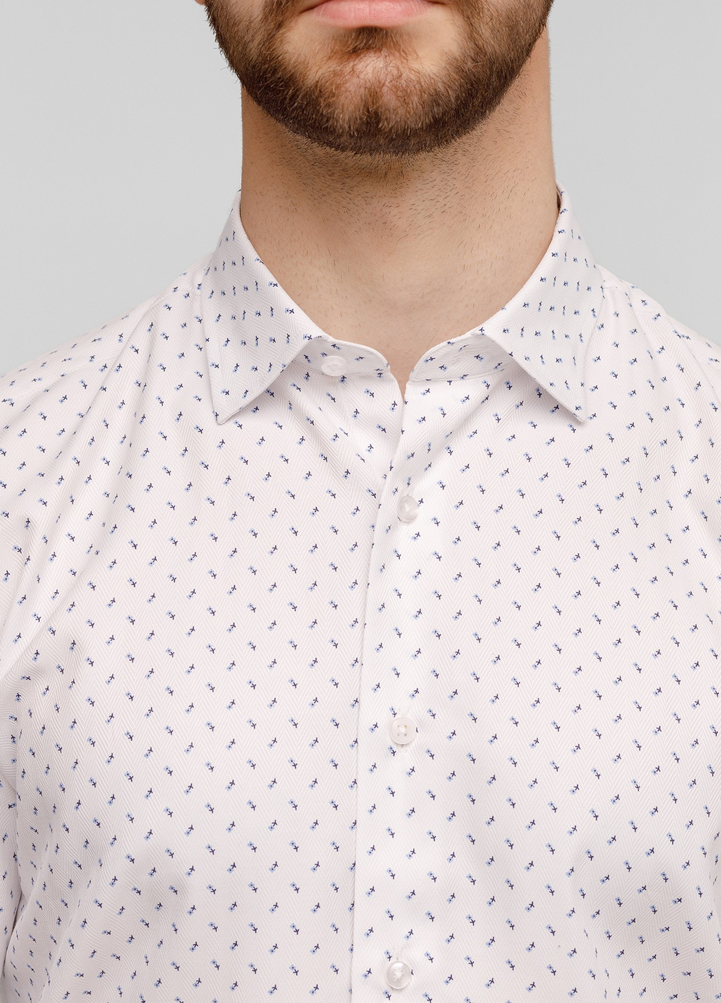 Белая классическая рубашка с цветами NAVI