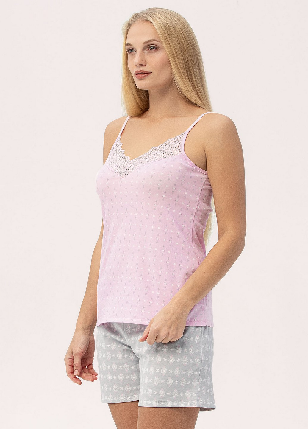 Розовая всесезон пижама женская (майка+шорты) Roksana 1432