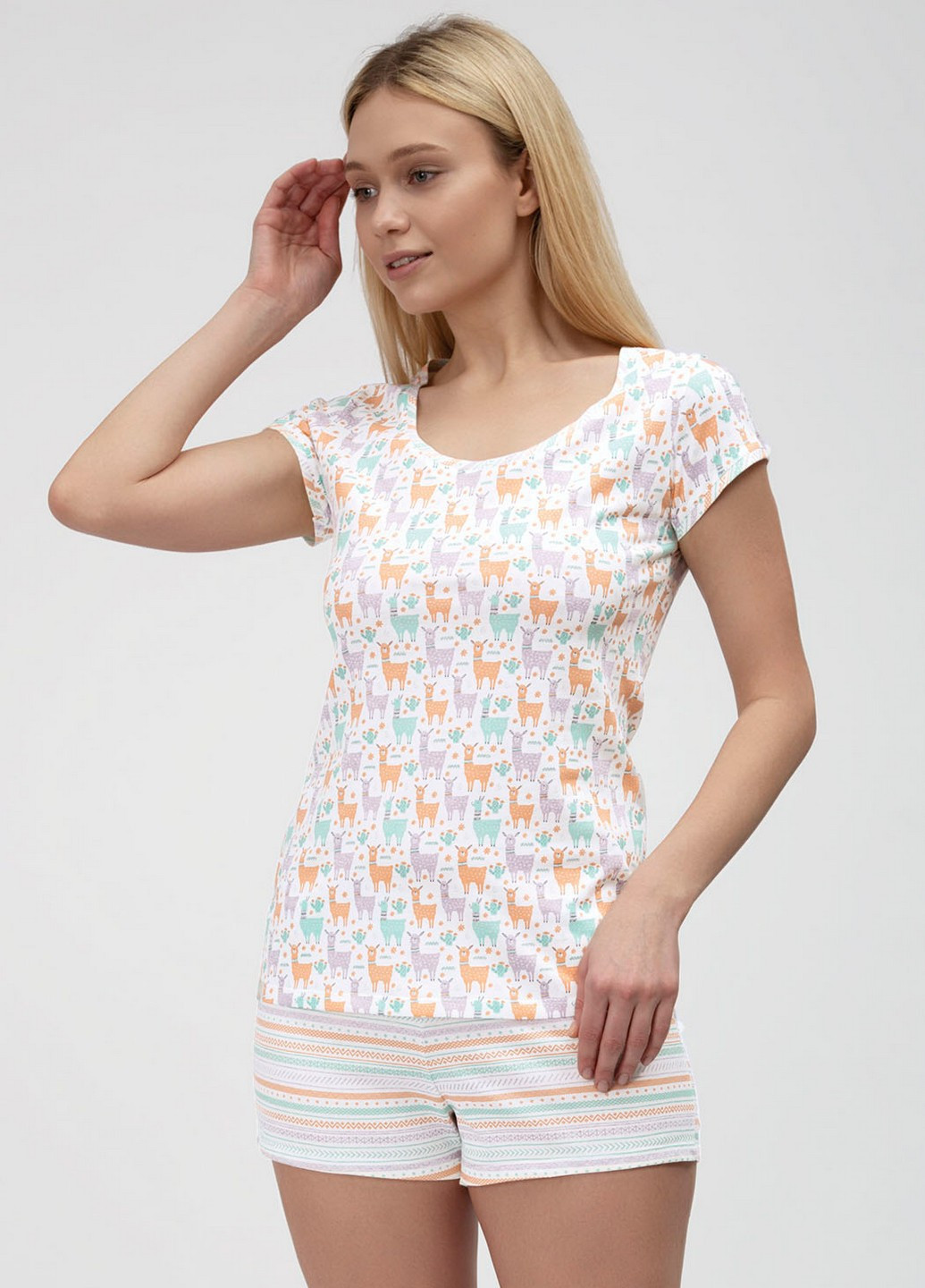 Комбінована всесезон піжама жіноча (футболка+шорти) Roksana 1193