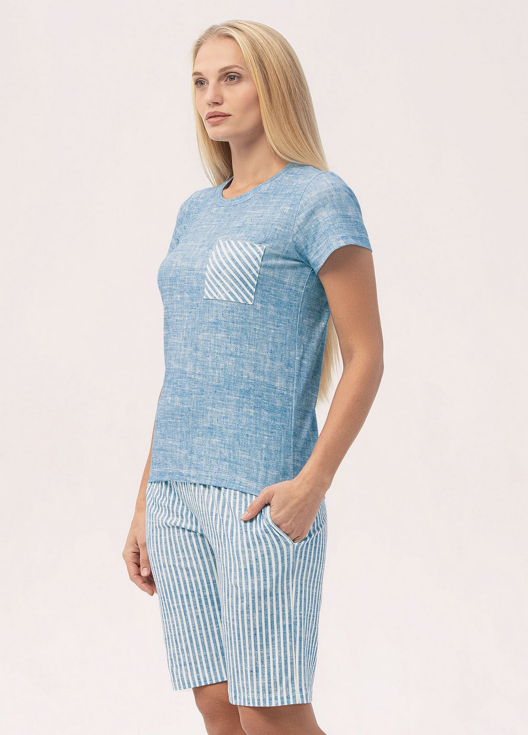 Голубая всесезон пижама женская (футболка+шорты) Roksana 1385