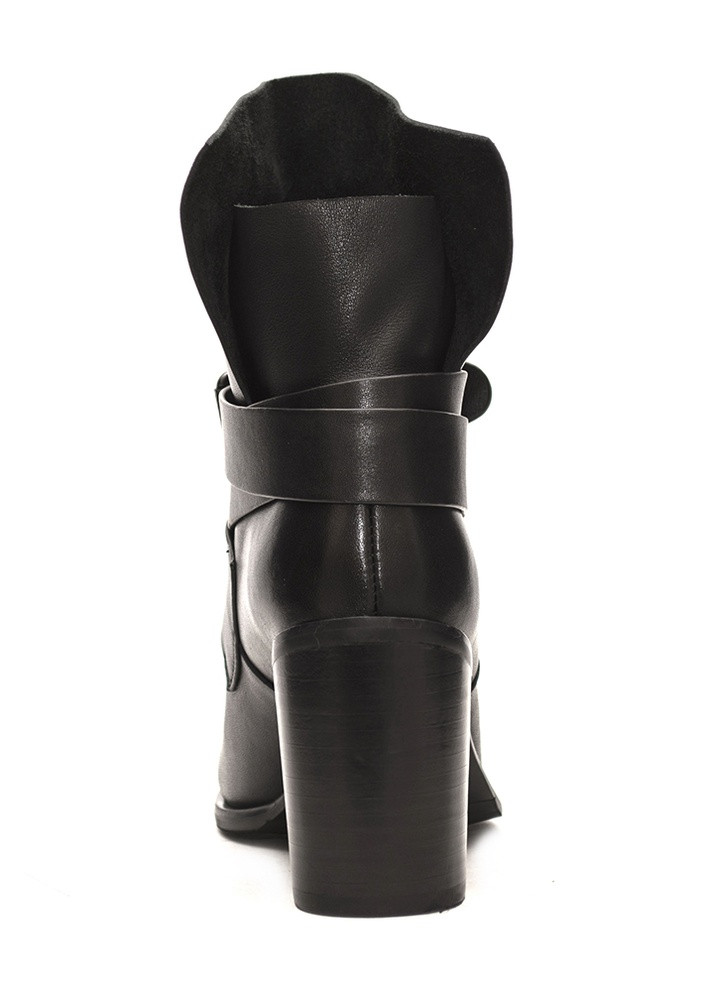 Осенние ботинки Bonetti