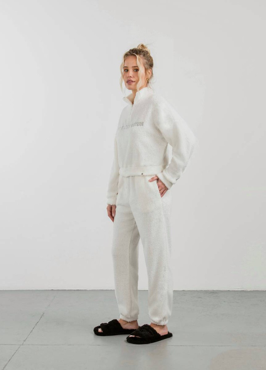 Молочная зимняя пижамный комплект romashka Ромашка Снедж