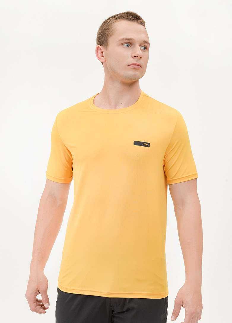 Оранжевая футболка Maraton