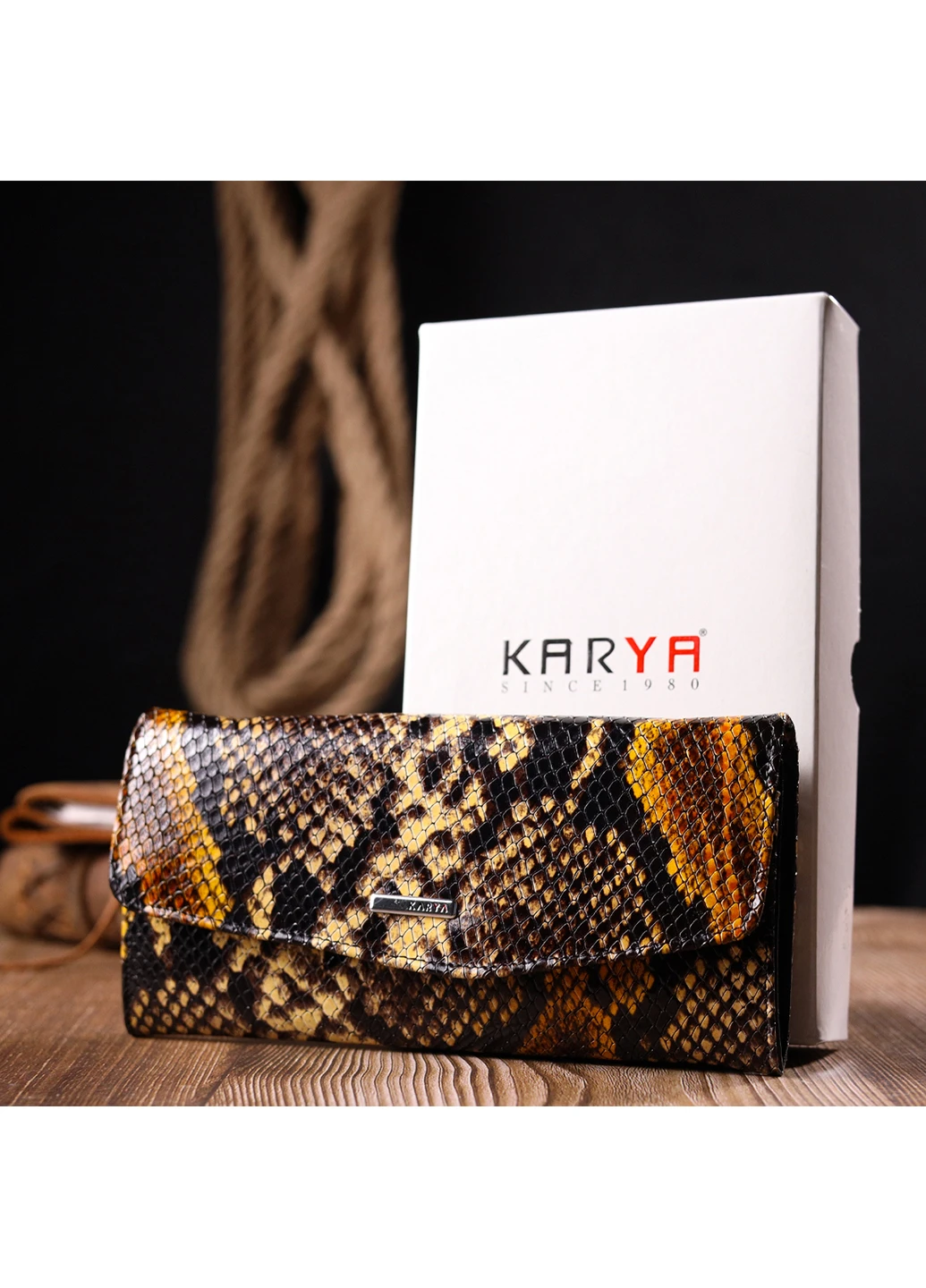 Жіночий шкіряний гаманець 19х9,5х2 см Karya (257062918)