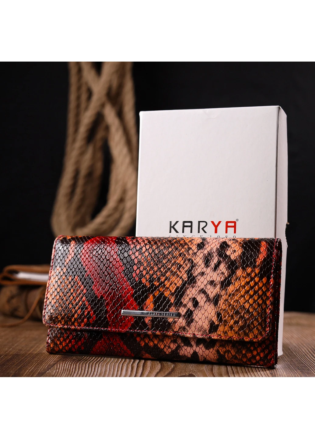 Жіночий шкіряний гаманець 19х10х2 см Karya (257064119)