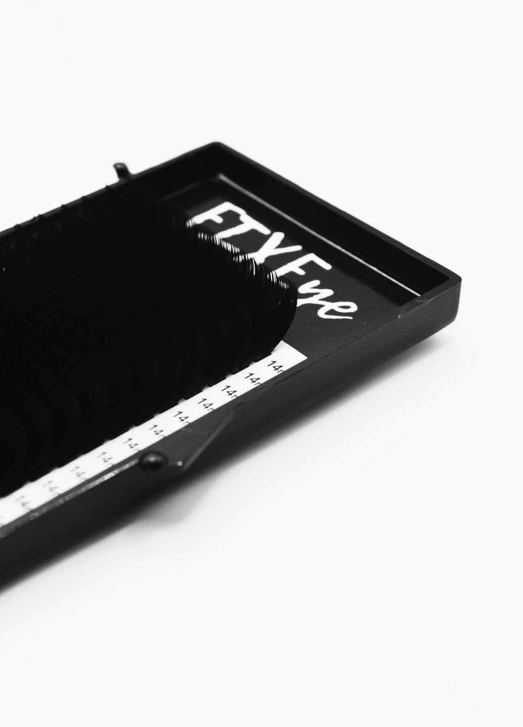 Вії для нарощування 20 ліній одна довжина чорні, вигин C, товщина 0.10мм, довжина 14мм FIXEye HYLON LASH (257086960)