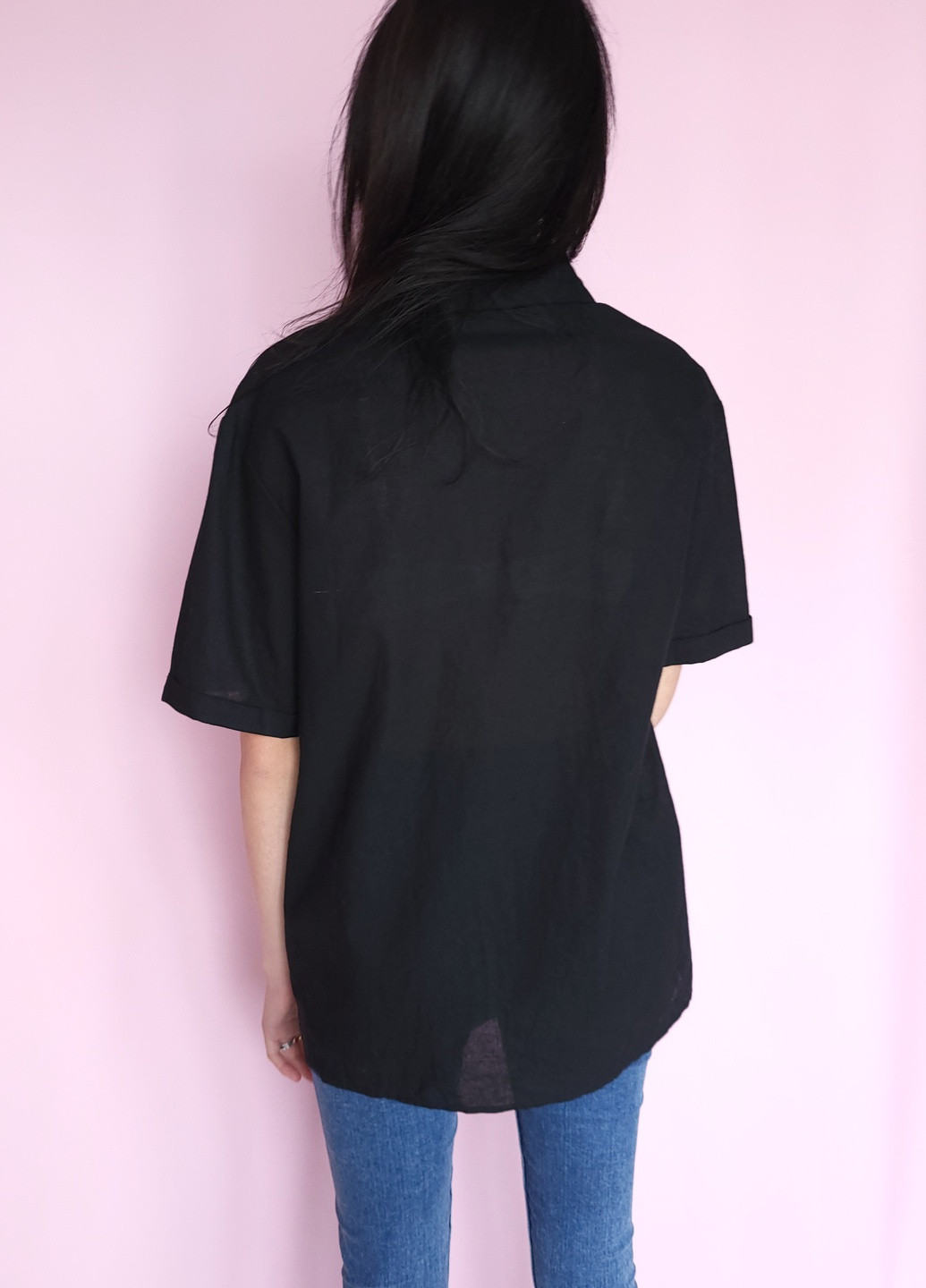 Сорочка жіноча однотонна Чорна Boohoo (256019666)