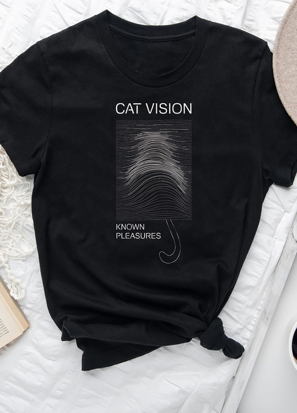 Черная демисезон футболка женская черная cat vision Love&Live