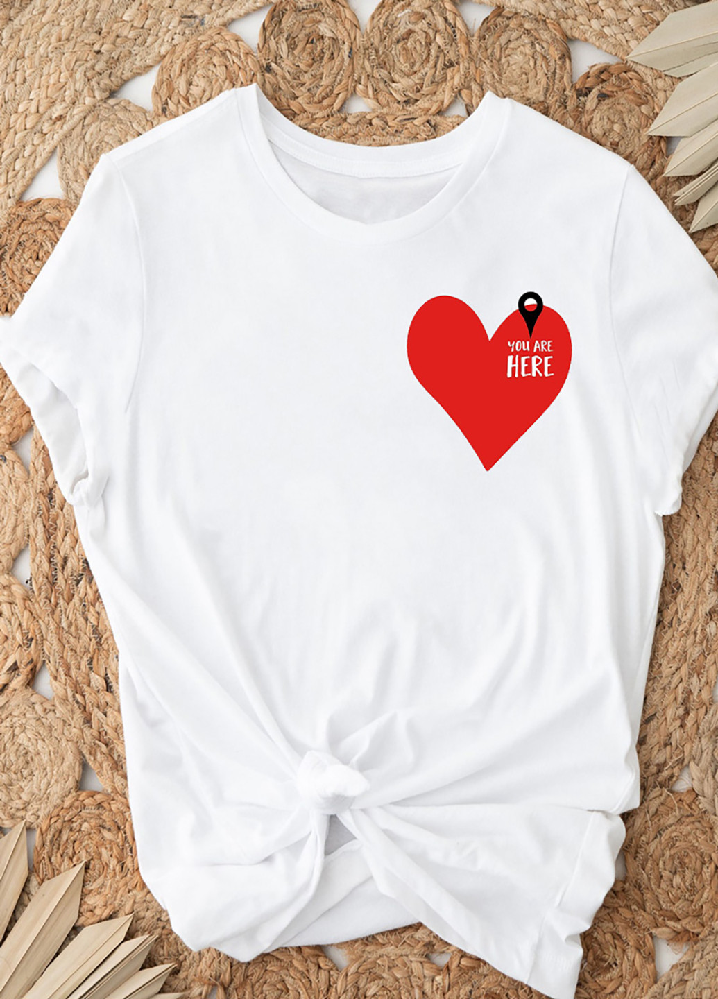 Белая демисезон футболка женская белая geolocation heart Love&Live
