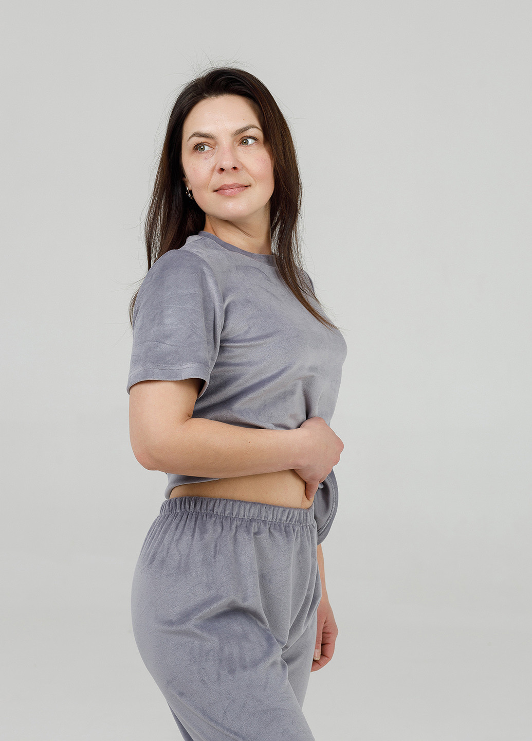 Сіра всесезон велюрова піжама (футболка+штани) сірий футболка + штани SONTSVIT