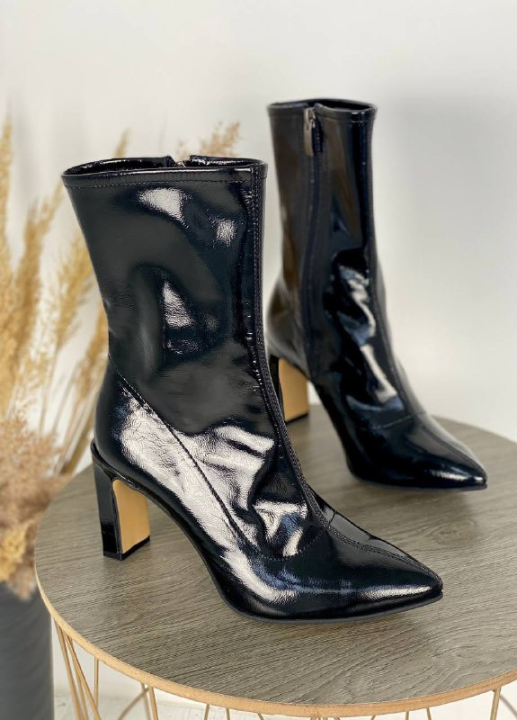 Осенние ботинки shoesband Brand без декора