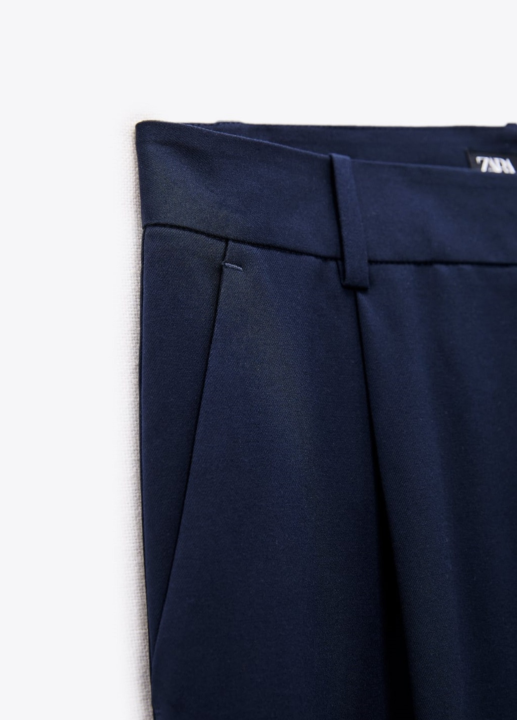 Темно-синие классические демисезонные брюки Zara