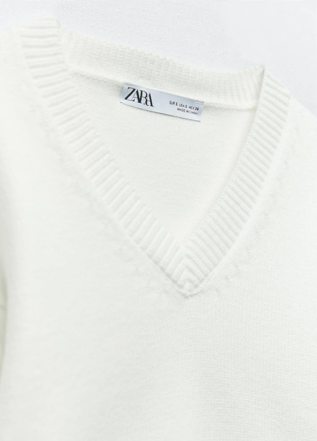 Білий демісезонний светр Zara