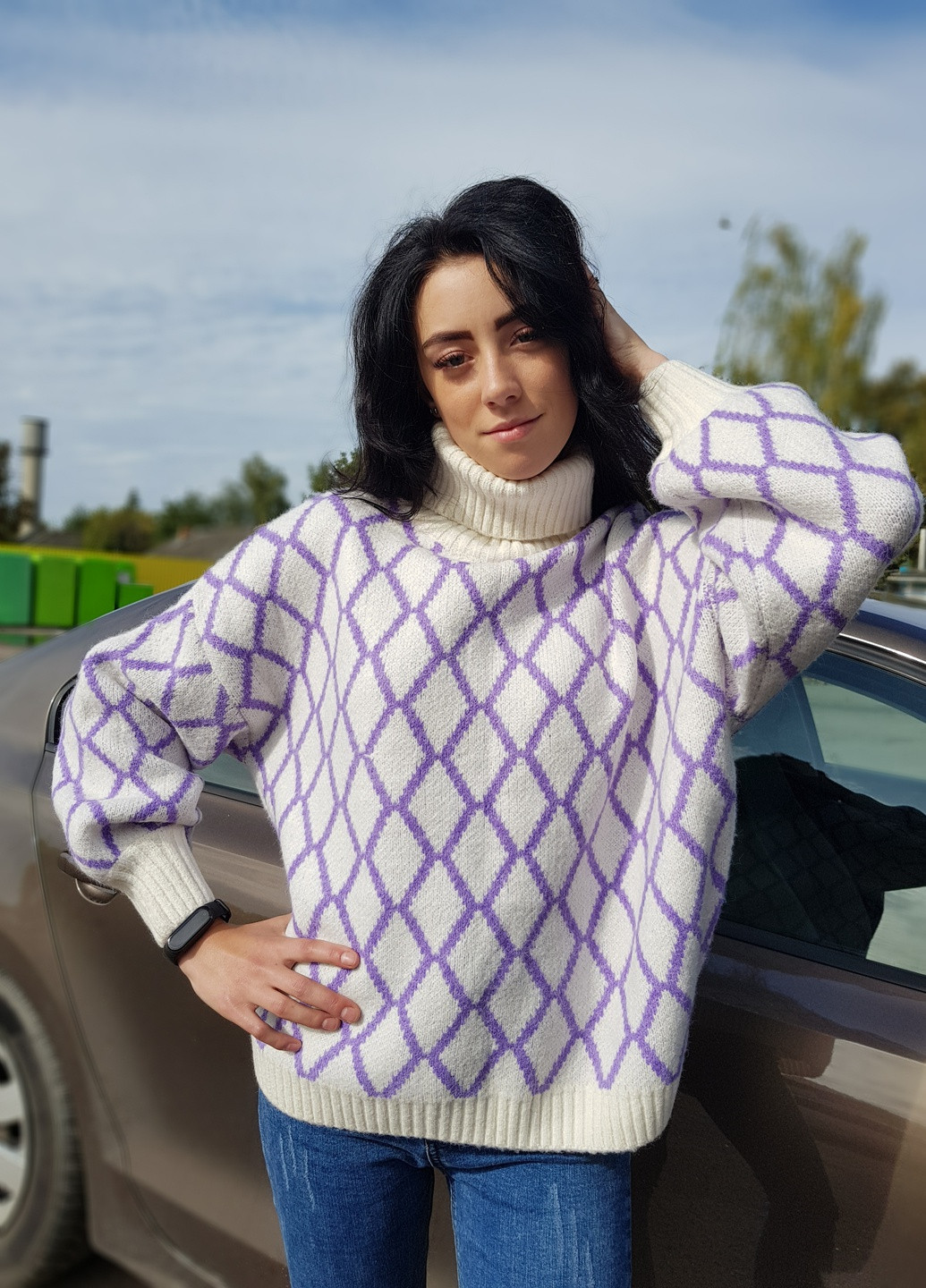 Молочный свитер женский оверсайс в узор молочный с сиреневым Flex moda