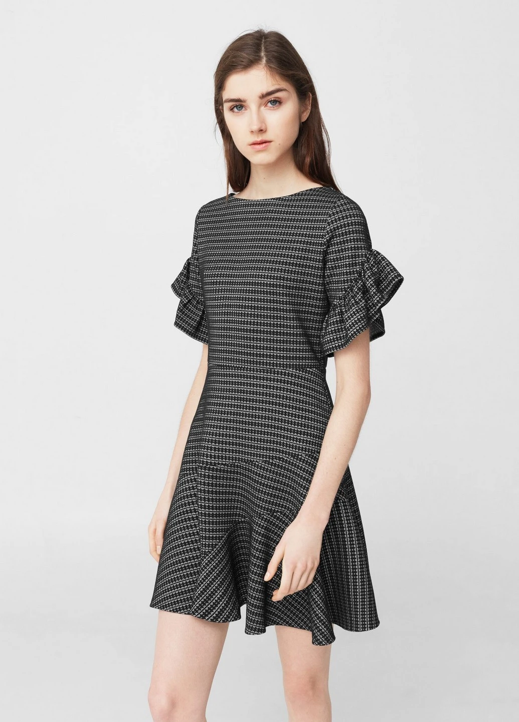 Черное кэжуал платье Mango однотонное