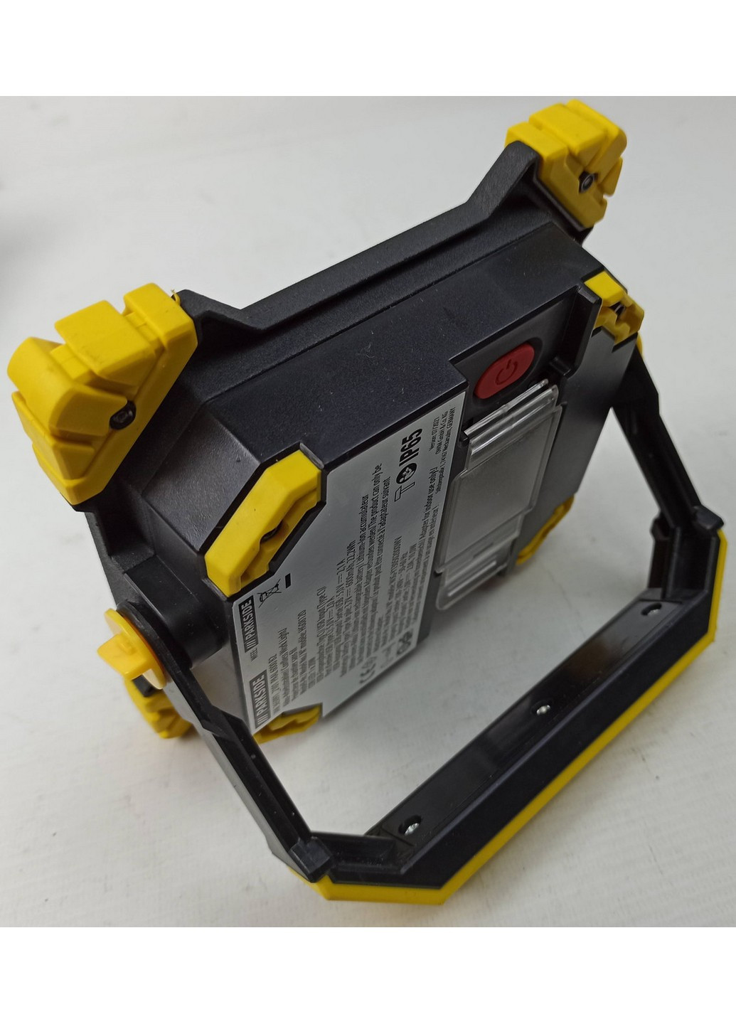 Лампа, ліхтар акумуляторна з вбудованим павербенком 3500 мАг 16,5 см Parkside (257201716)