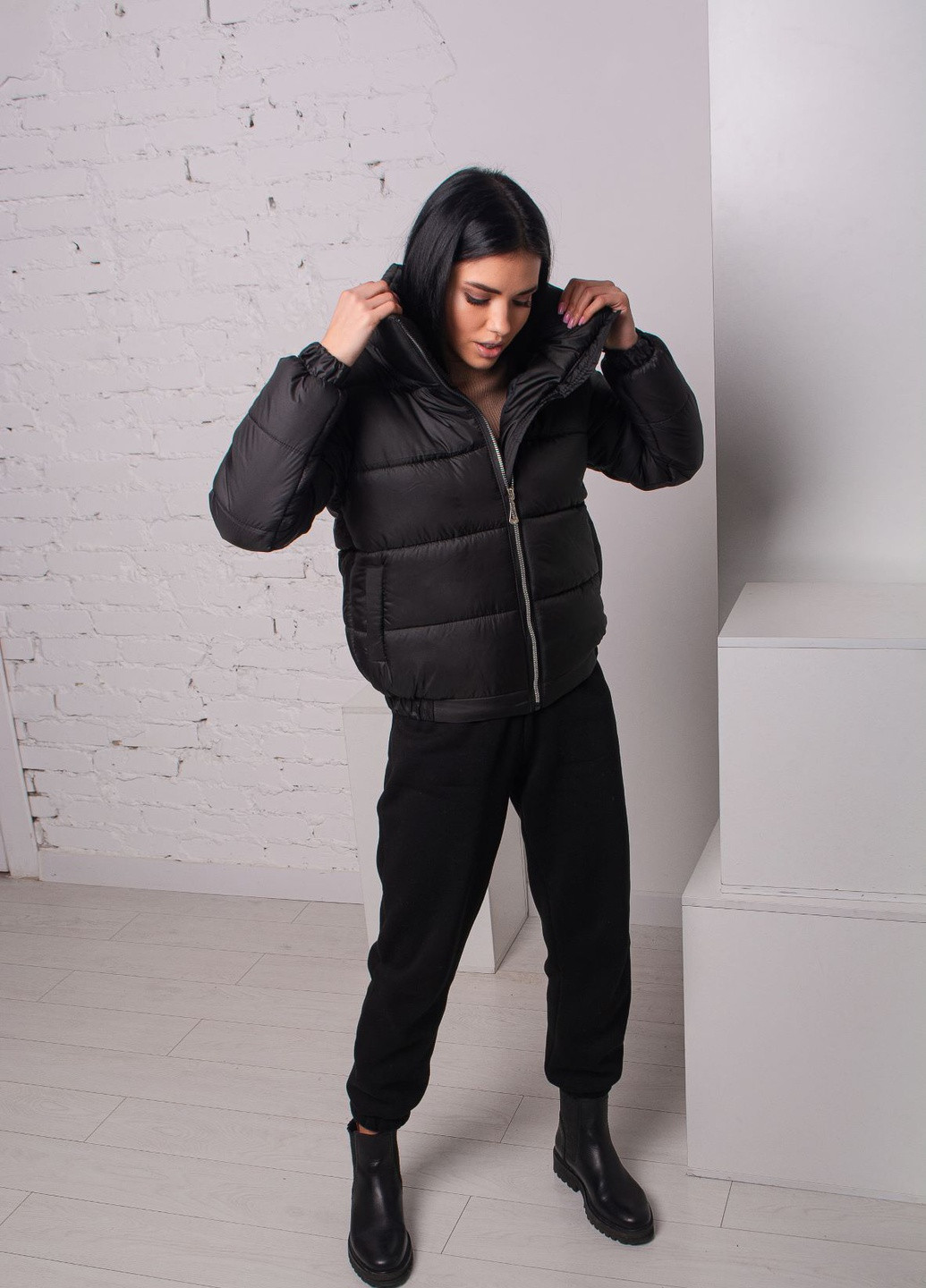 Чорна демісезонна куртка жіноча осіння к-008 SoulKiss k-008