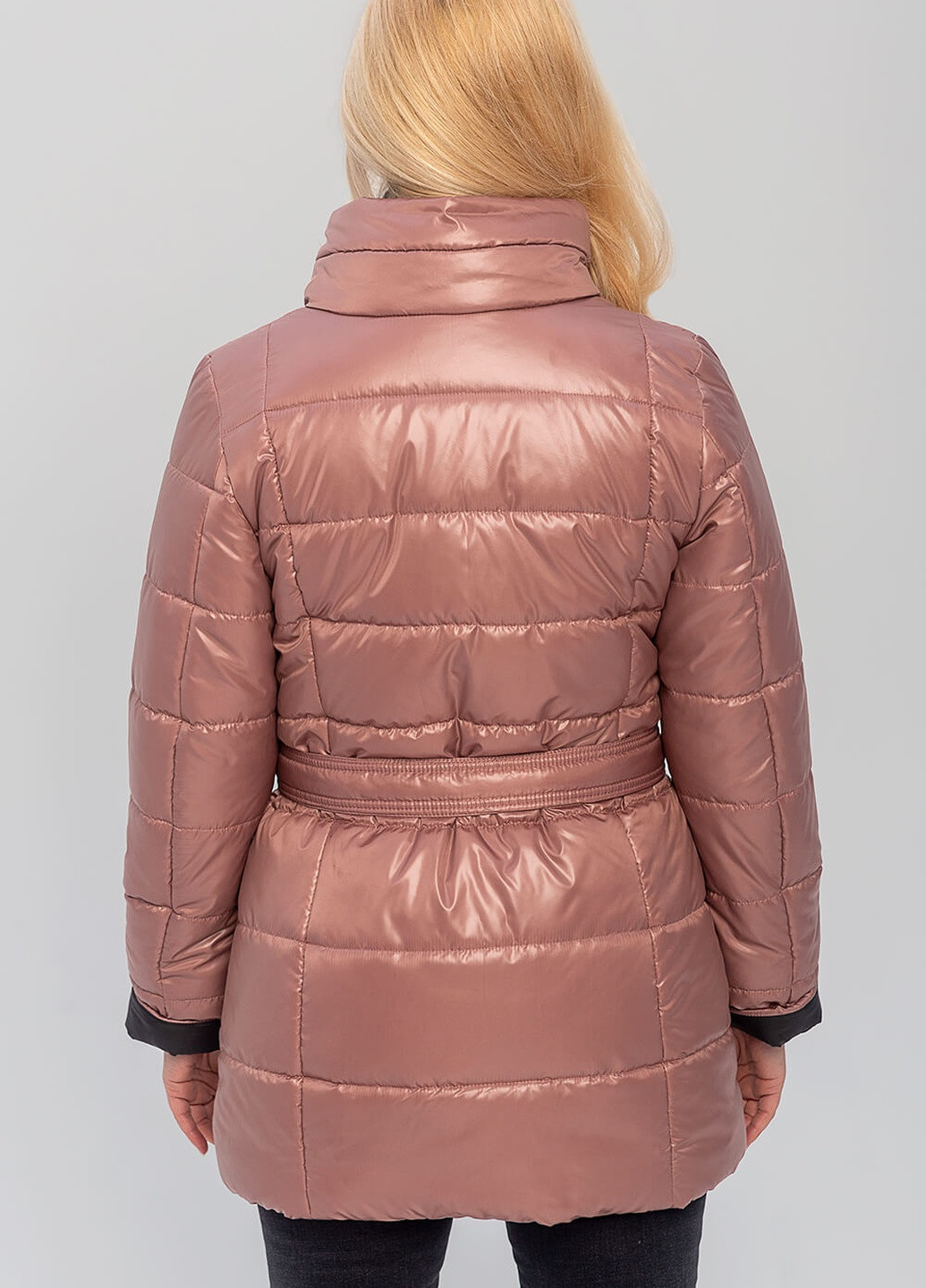 Пудровая демисезонная демисезонная женская куртка мартина с поясом MioRichi