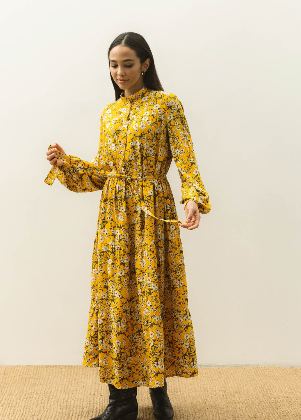 Желтое повседневный платье ST-Seventeen с цветочным принтом