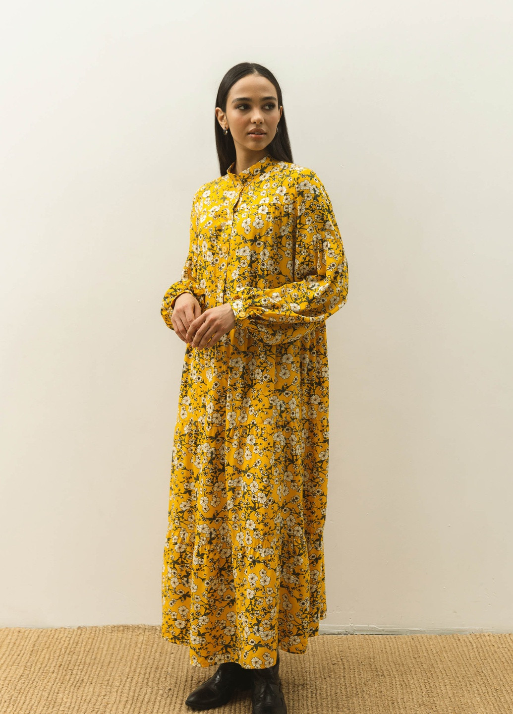 Желтое повседневный платье ST-Seventeen с цветочным принтом
