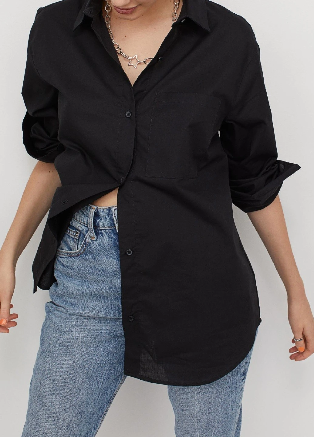 Черная кэжуал рубашка однотонная H&M