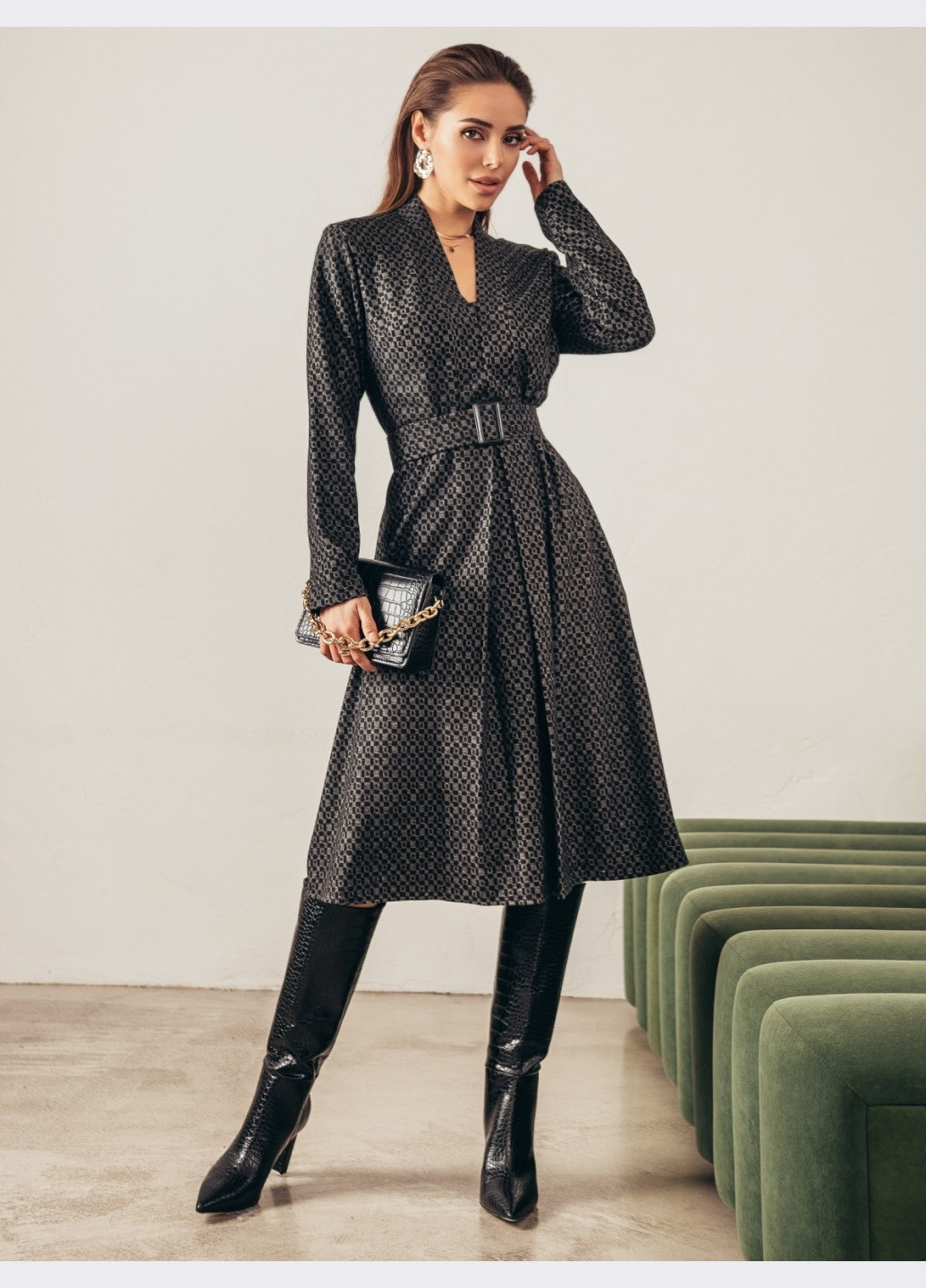 Черное кэжуал шерстяное принтованное платье черное Dressa