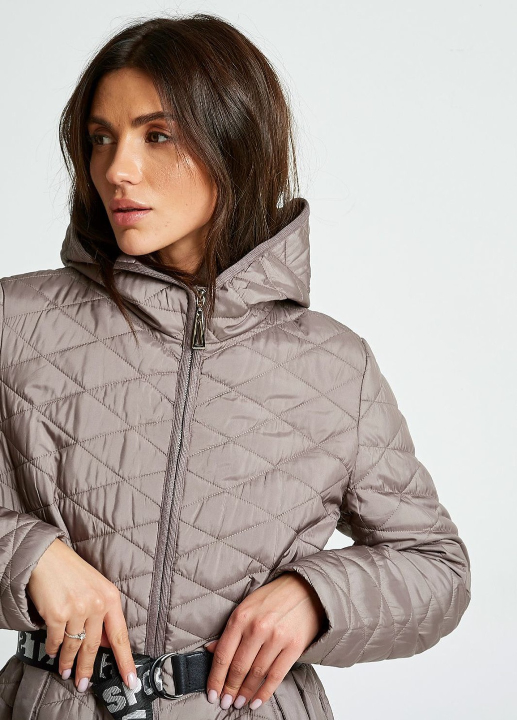 Кавове демісезонне Стьобаний плащ Lora Duvetty