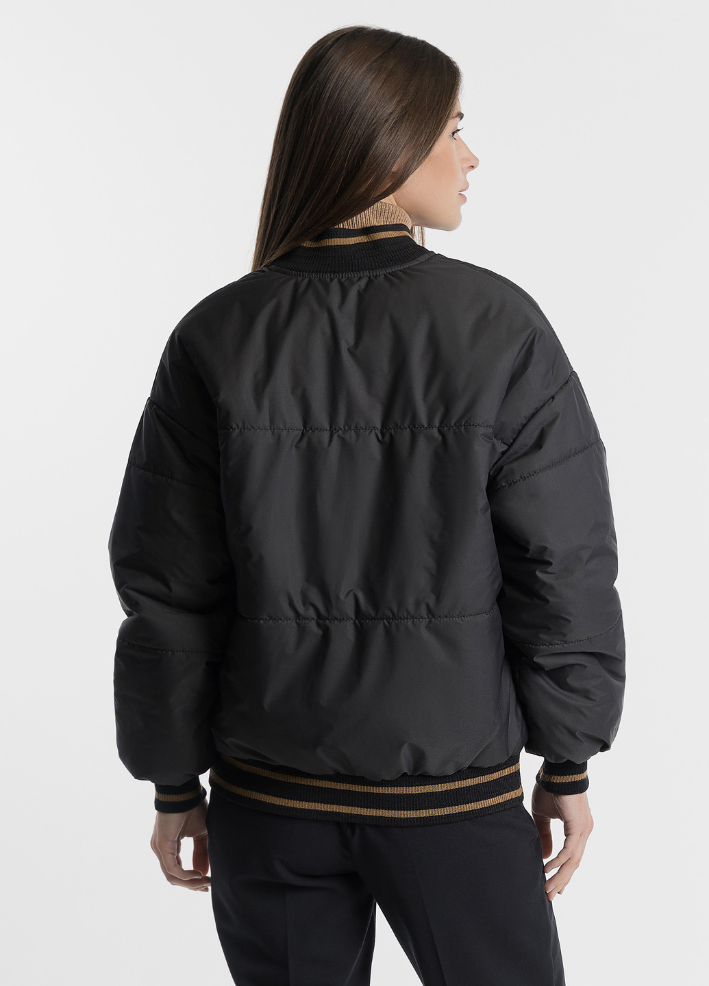 Черная демисезонная куртка женская Arber Bomber W2L