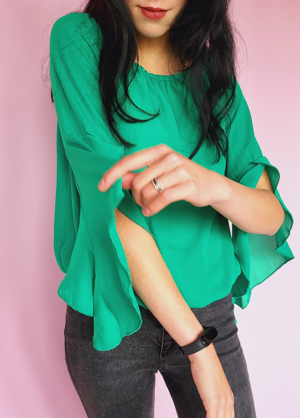 Зеленая демисезонная блуза с фигурными рукавами зеленая Boohoo