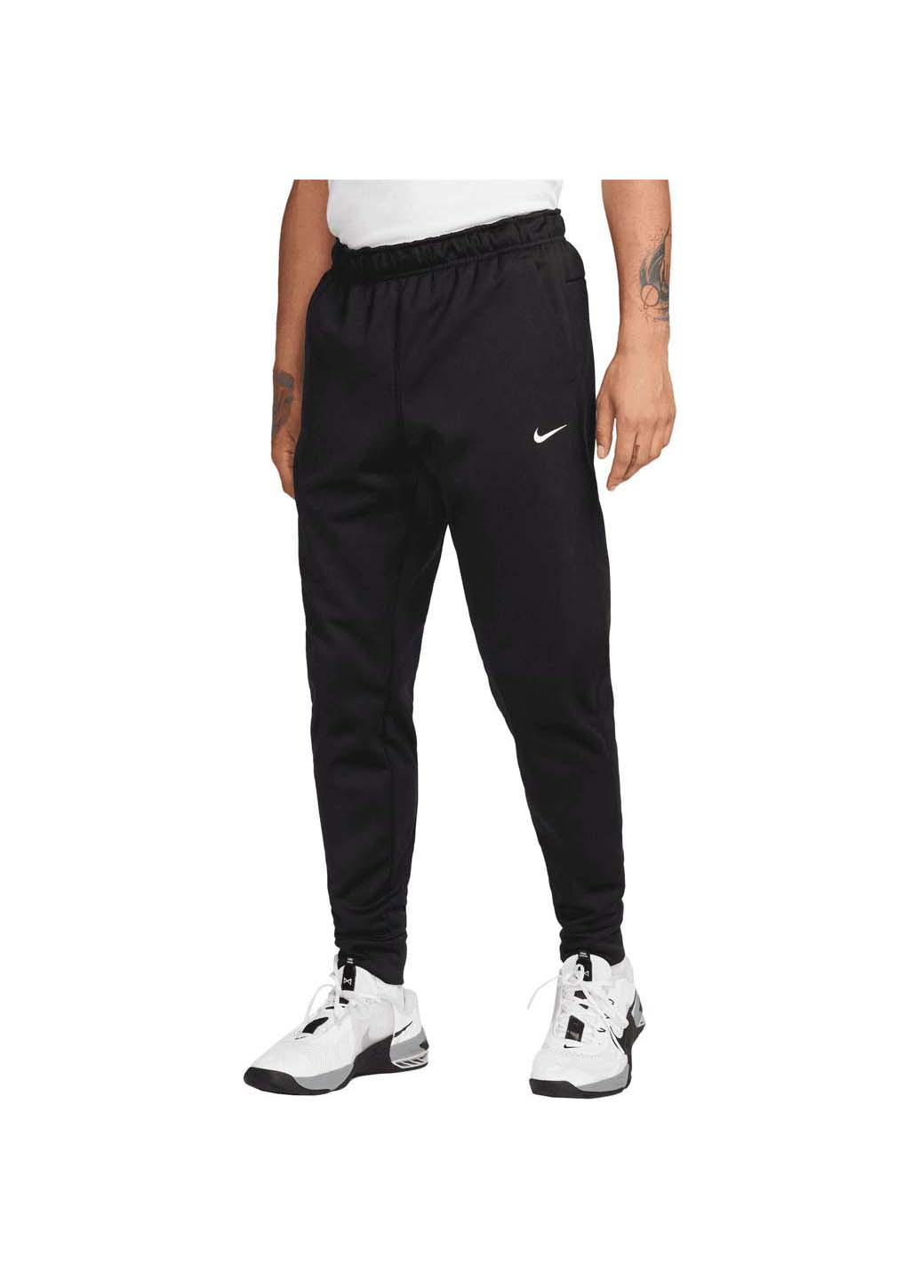 Черные кэжуал демисезонные брюки Nike