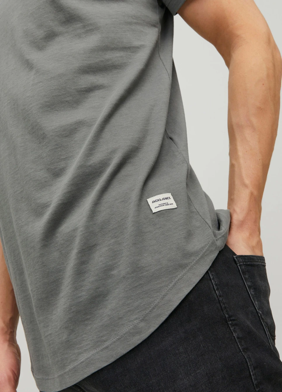 Графітова футболка JACK&JONES