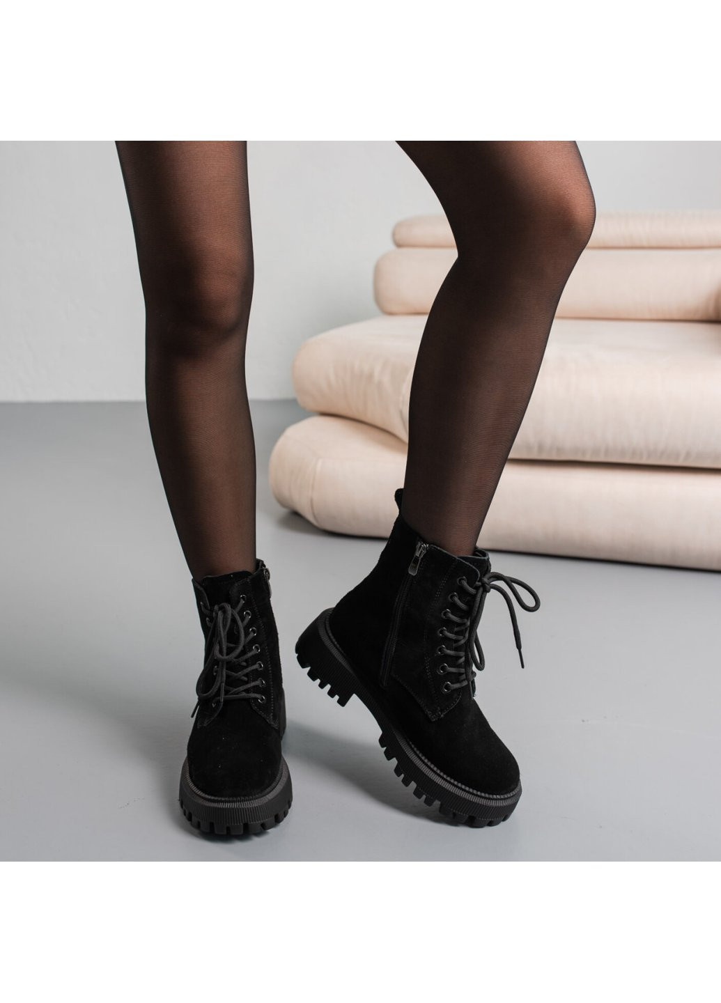 Зимние ботинки женские зимние gina 3856 235 черный Fashion из натуральной замши