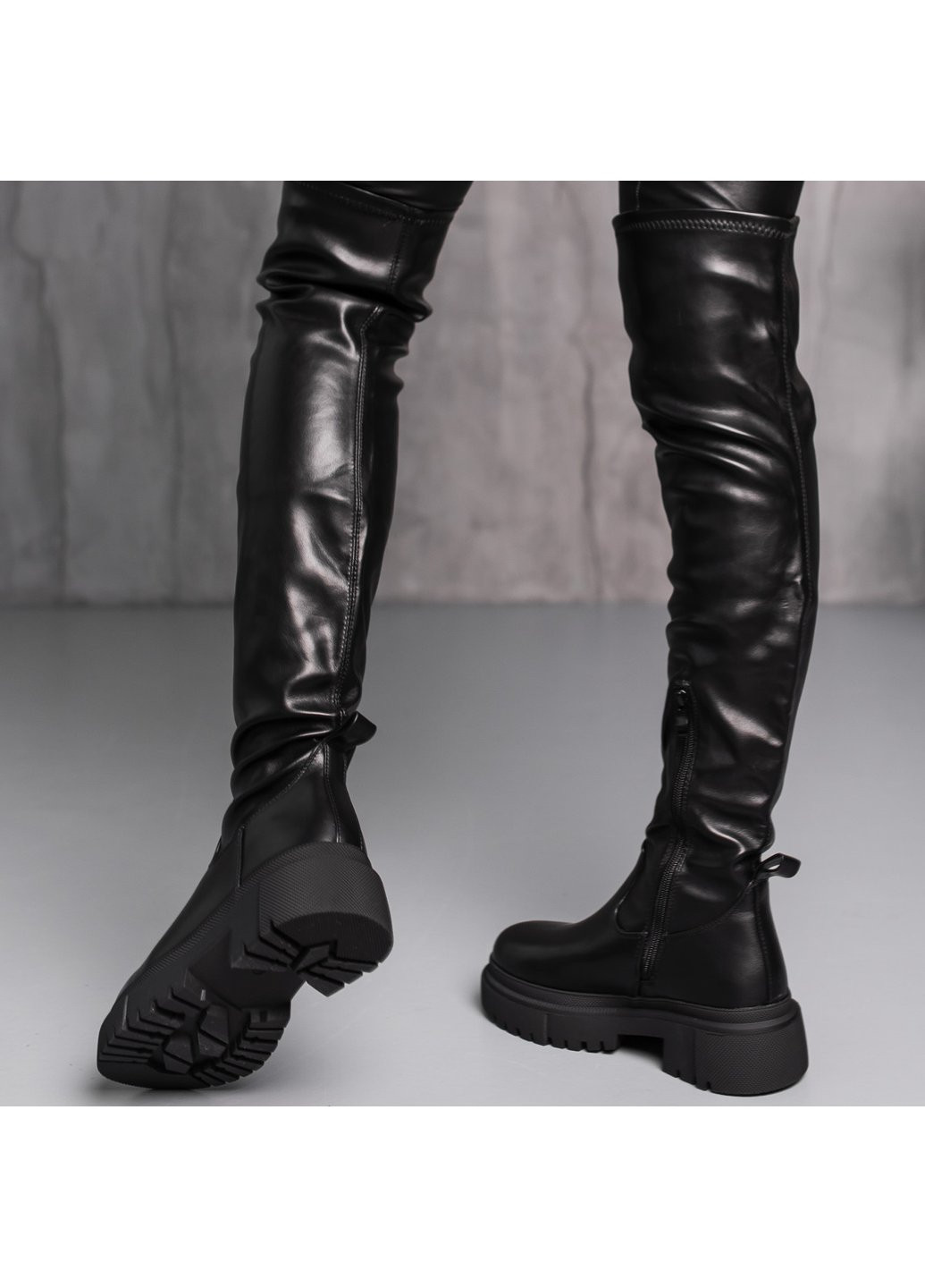 Зимние ботфорты женские зимние doodle 3887 черный Fashion