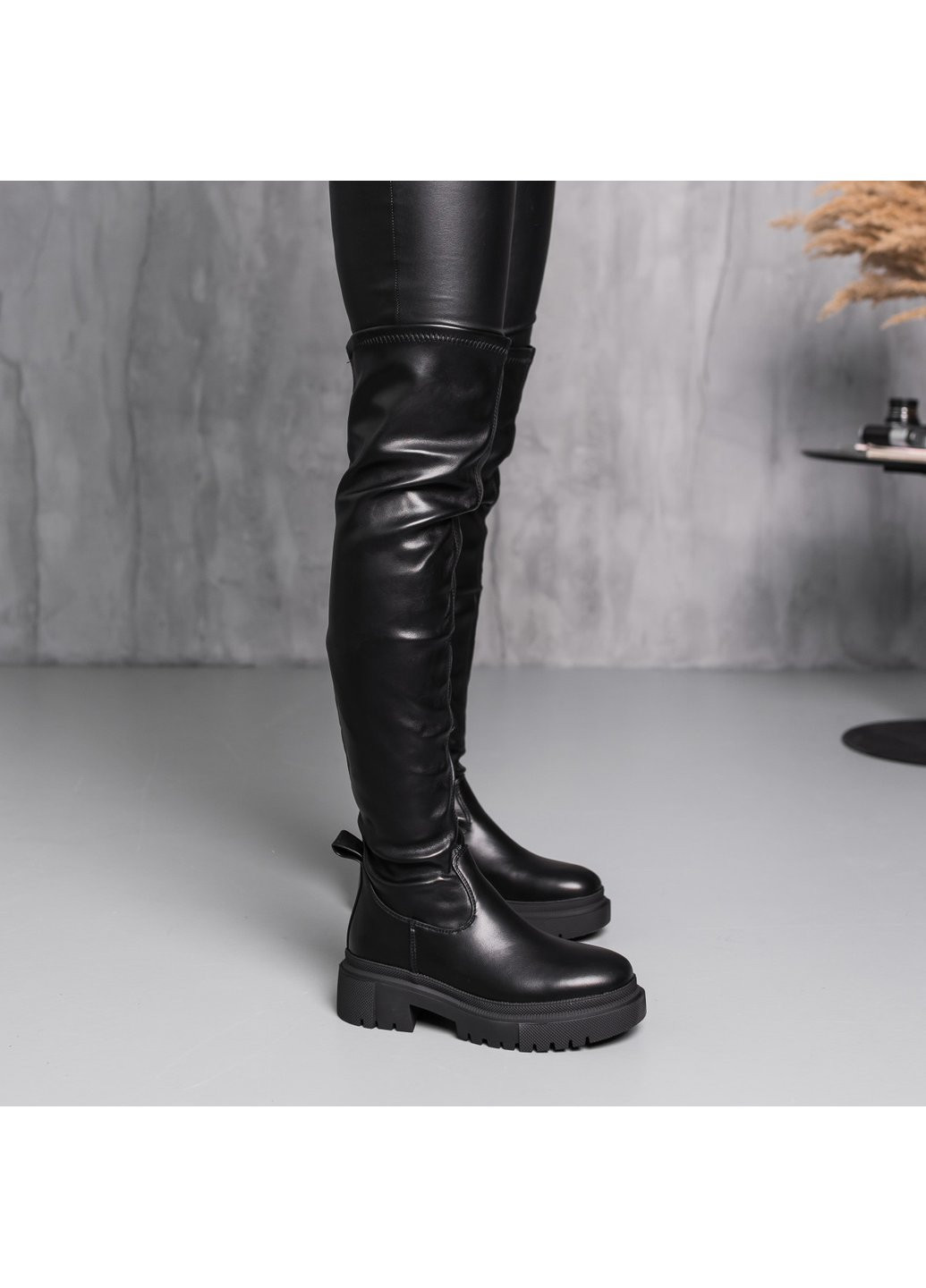 Зимние ботфорты женские зимние doodle 3887 черный Fashion