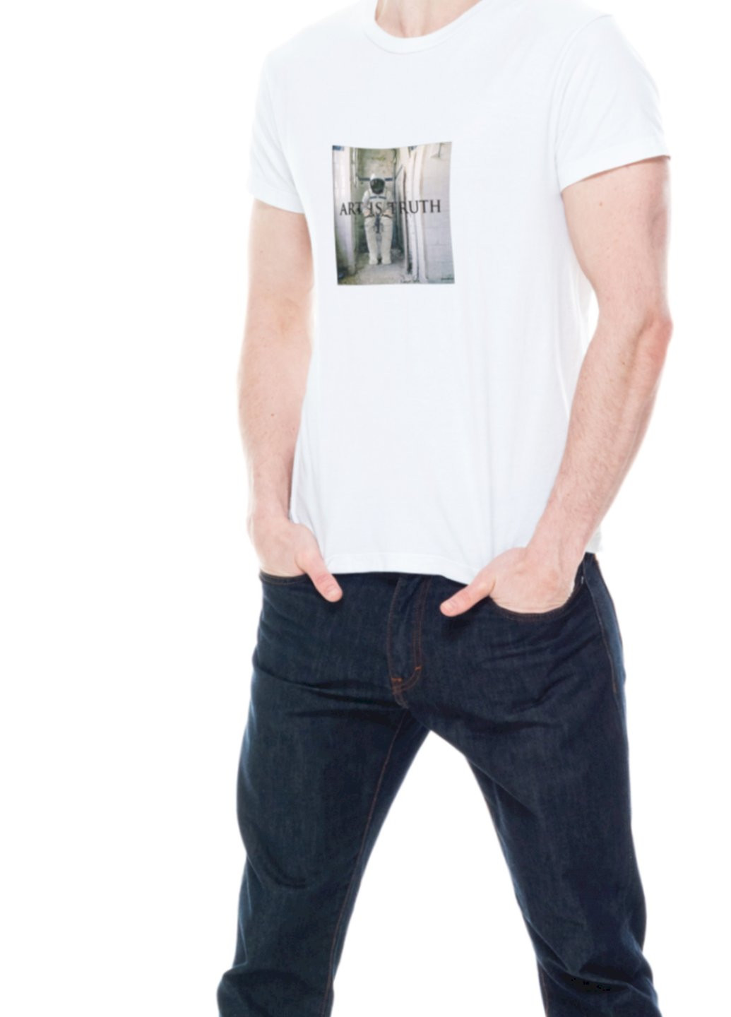 Біла футболка чоловіча біла "art is truth" Trace of Space