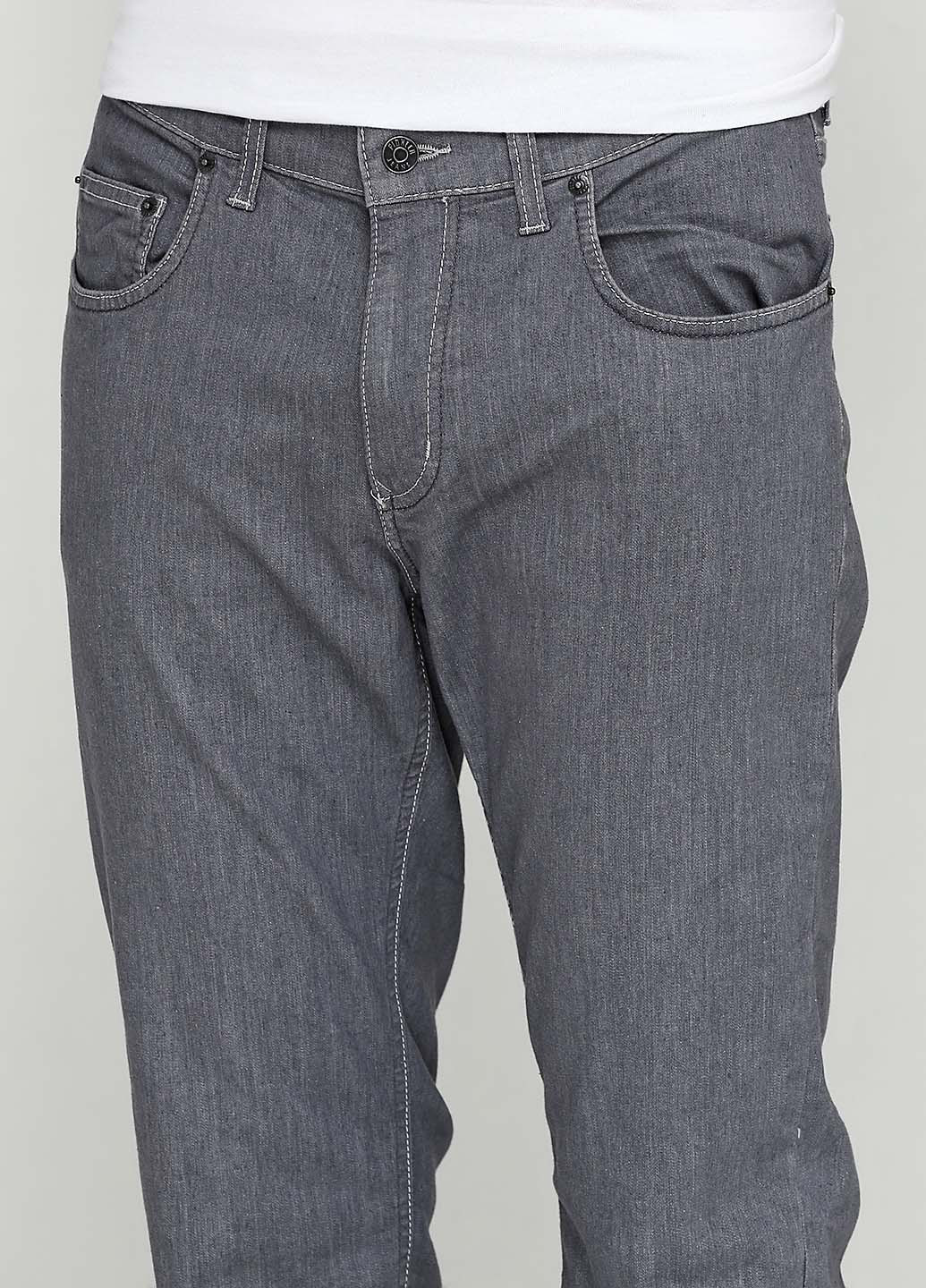 Серые демисезонные джинсы Pioneer