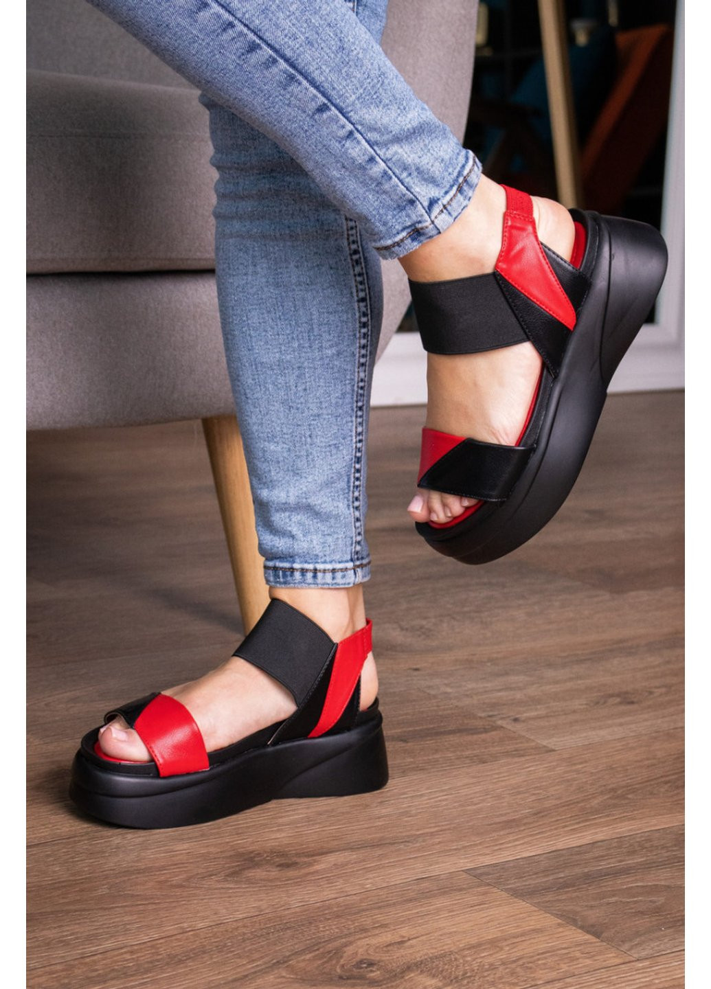 Повседневные женские сандалии rebel 3039 красный Fashion