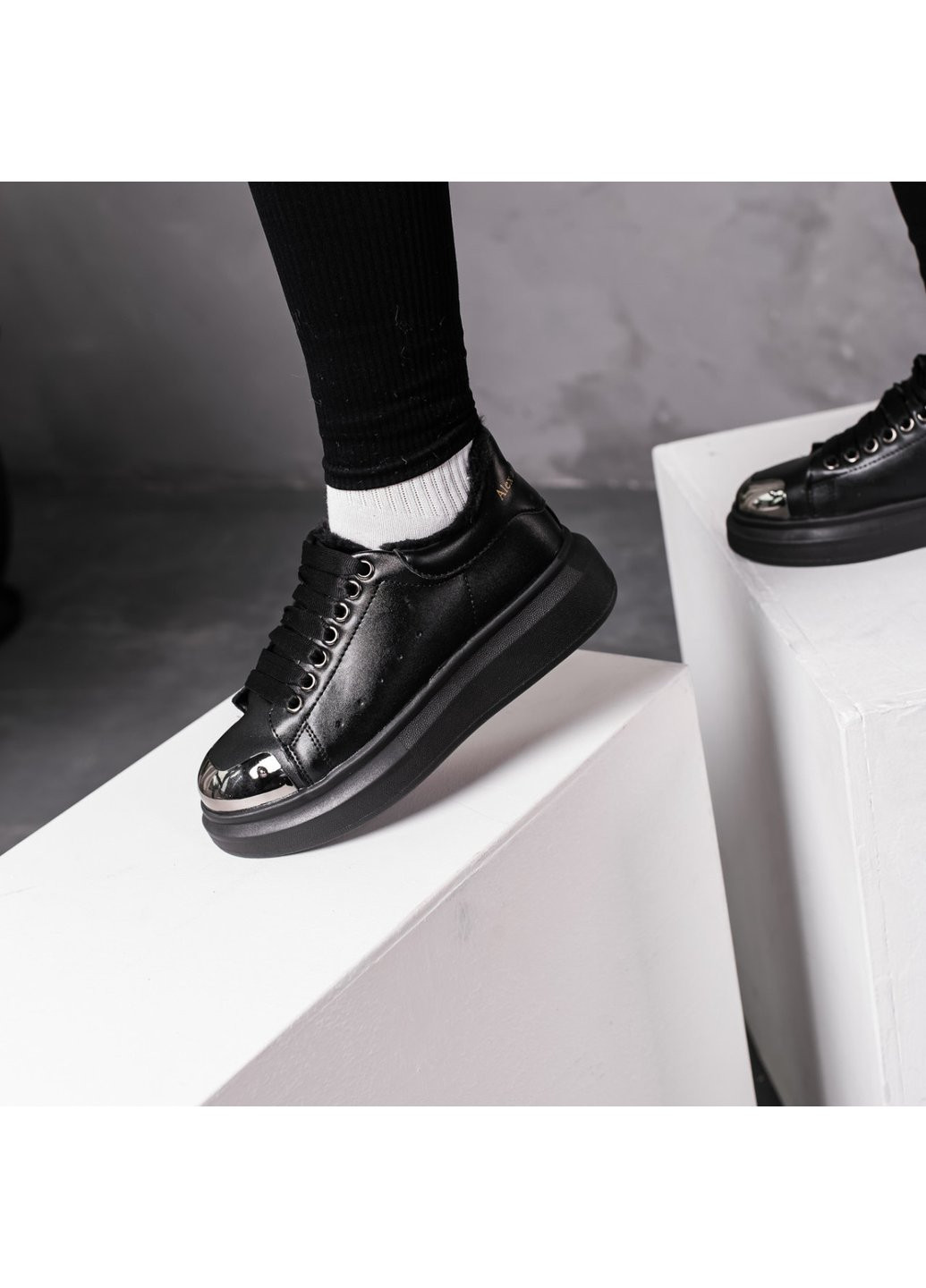 Чорні зимовий кросівки жіночі coley 3403 23 5 чорний Fashion