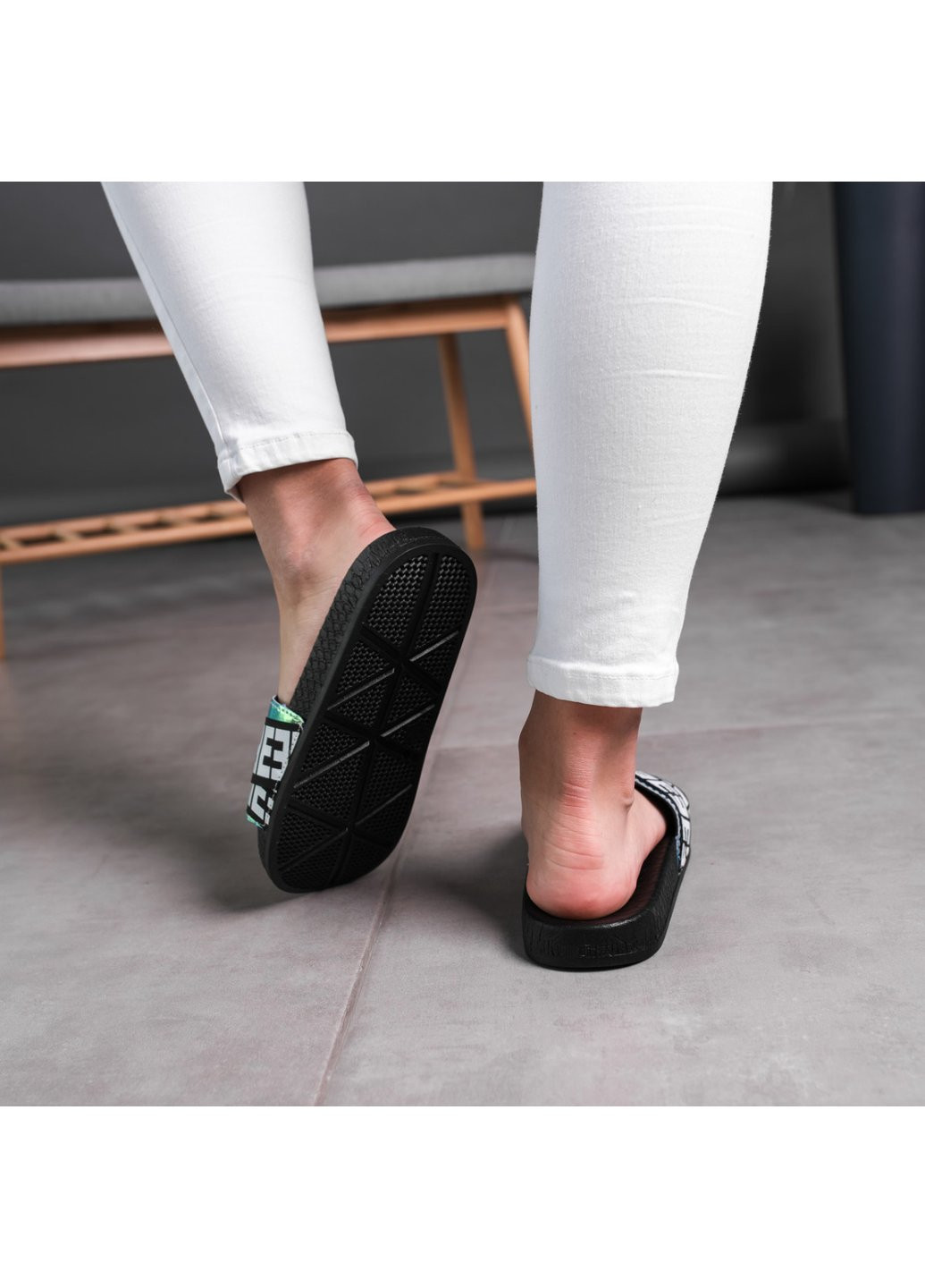 Жіночі шльопанці Fefe 1763 23 5 Чорний Fashion (257518205)