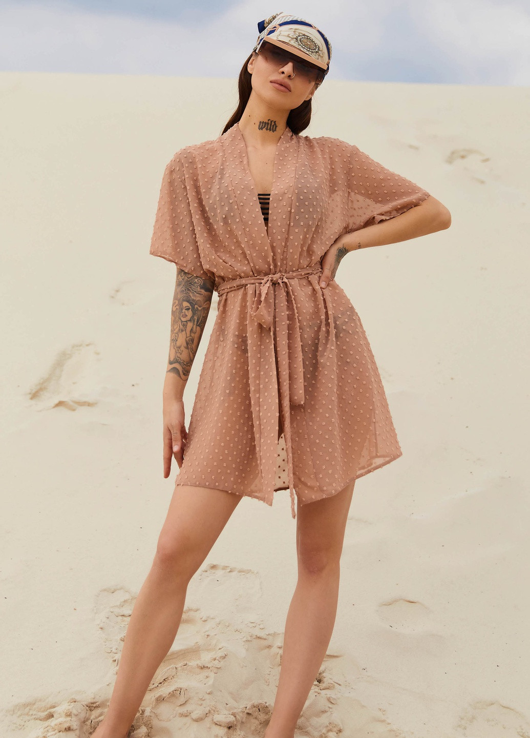 Неперевершена пляжна туніка Jadone Fashion пляжна туніка (257524438)
