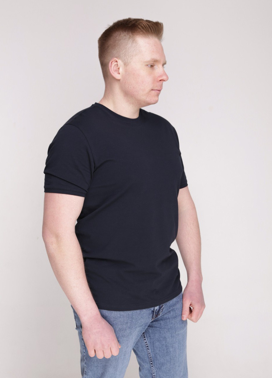 Темно-синяя футболка мужская темно-синяя однотонная прямая с коротким рукавом MCS Прямая