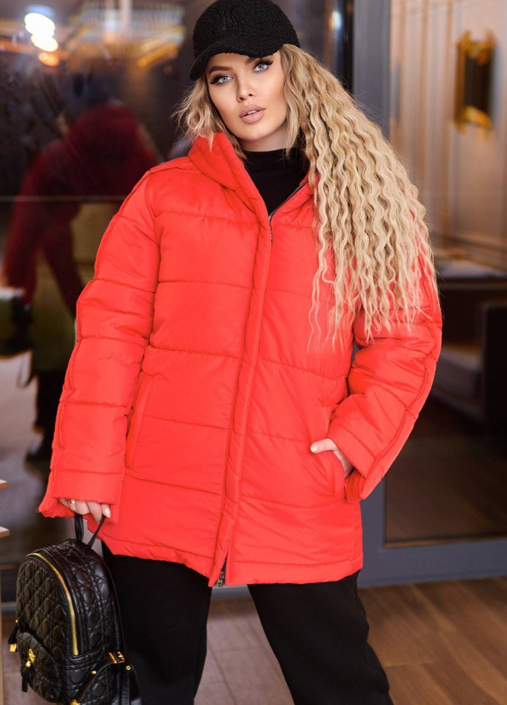 Красная зимняя стеганая теплая куртка энес красная Tatiana