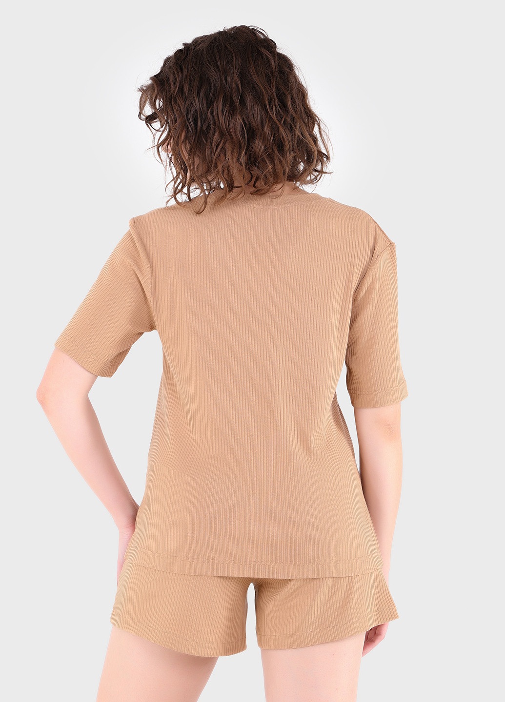 Бежевая летняя легкая футболка женская в рубчик 800000028 с коротким рукавом Merlini Корунья