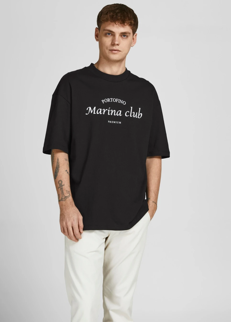 Черная футболка JACK&JONES