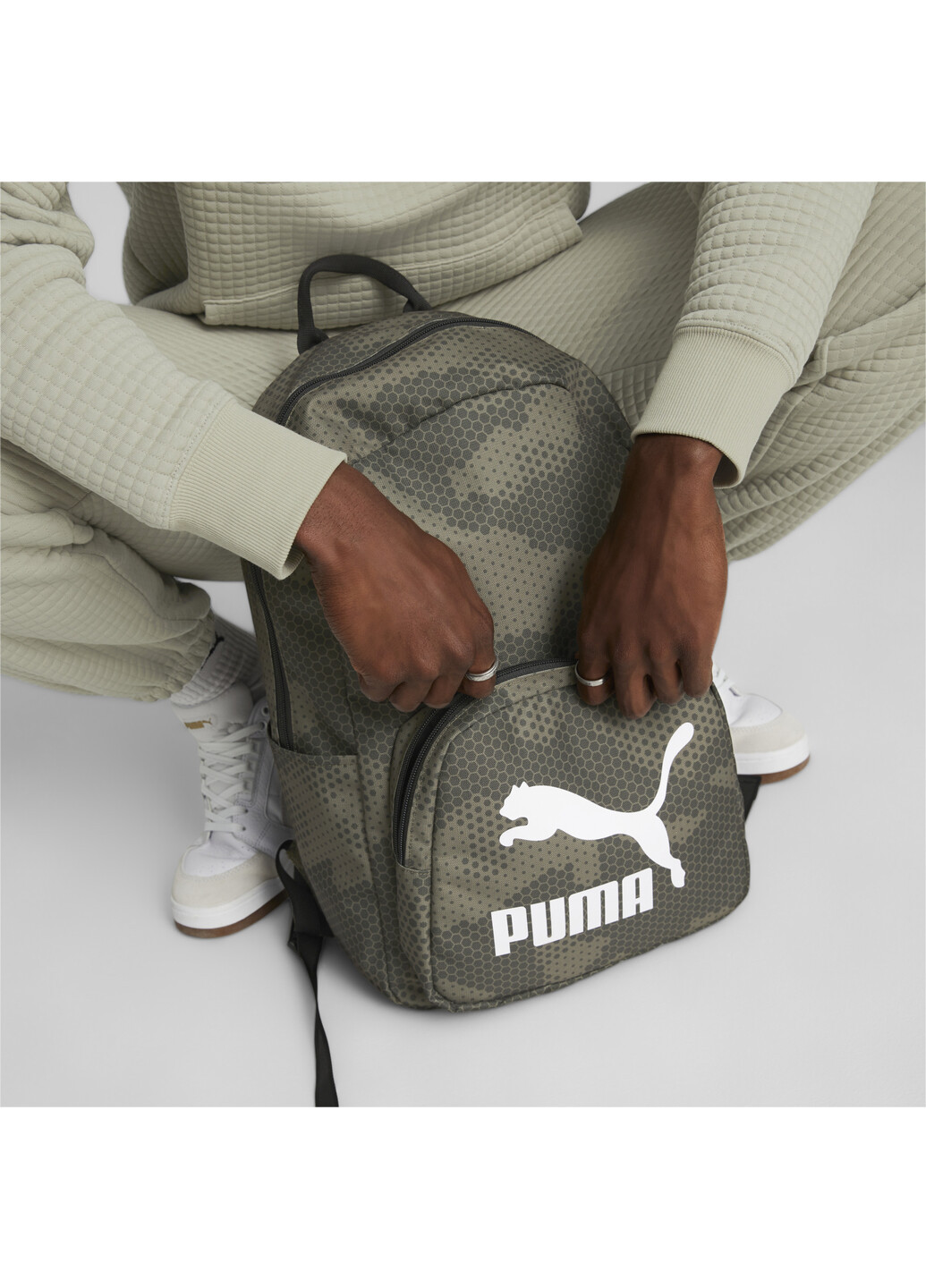 Рюкзак Originals Urban Backpack Puma однотонный зелёный спортивный