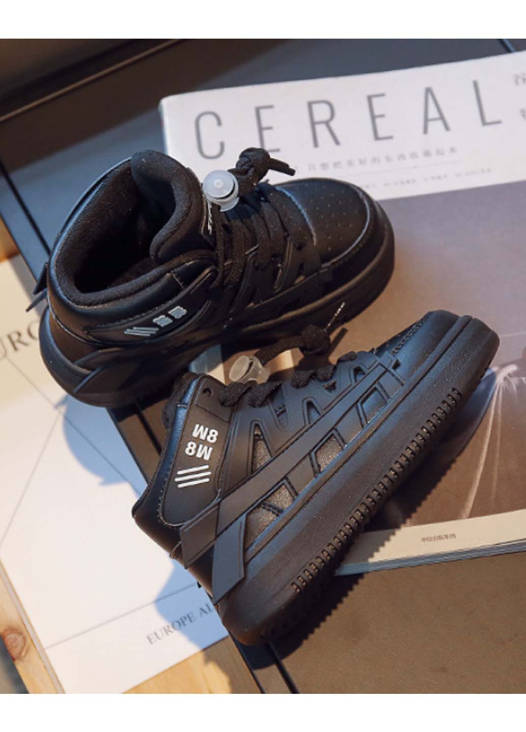 Чорні Осінні кросівки No Brand