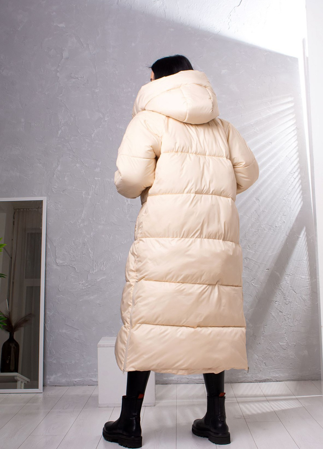 Бежева зимня куртка пуховик жіноча зимова на лебединому пуху мікс к-010 SoulKiss k-010