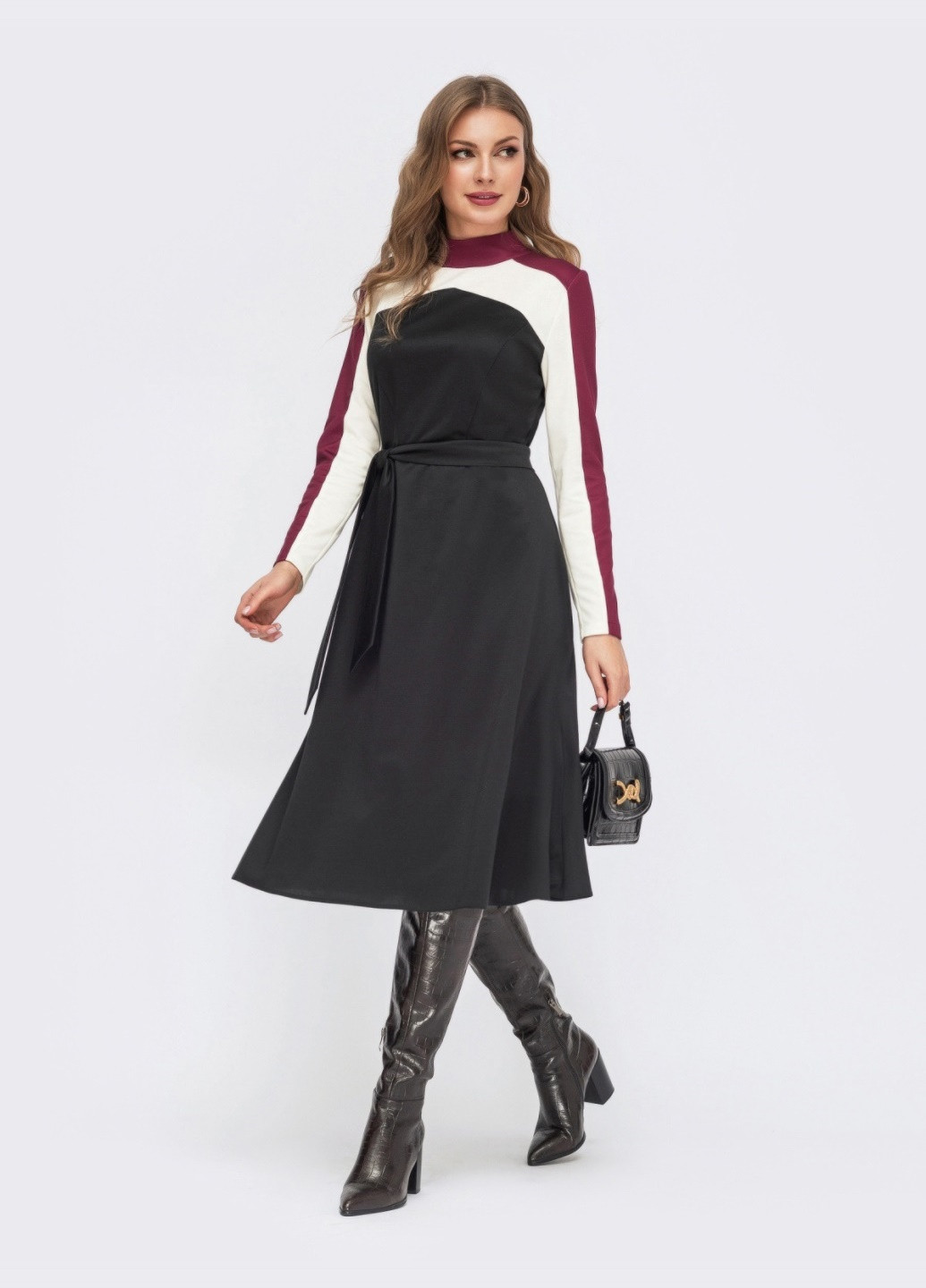 Чорна чорне плаття-міді з коміром і контрастною кокеткою Dressa