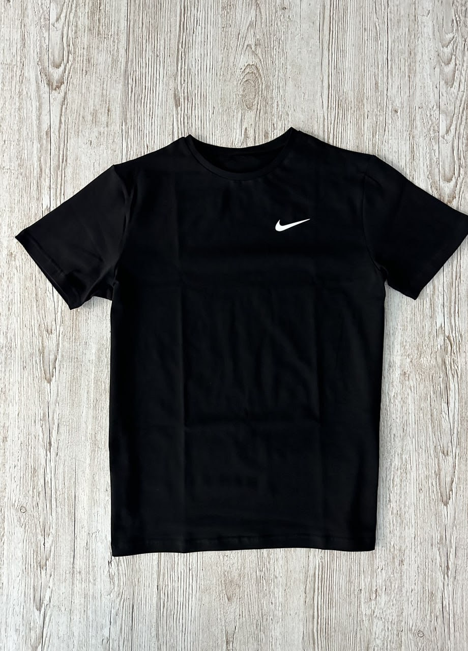 Черная футболка хлопковая с лого nike Vakko
